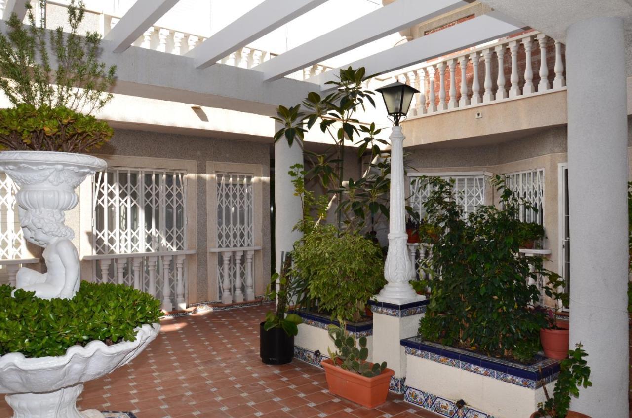 Apartament Apartamento Oslo Torrevieja Zewnętrze zdjęcie